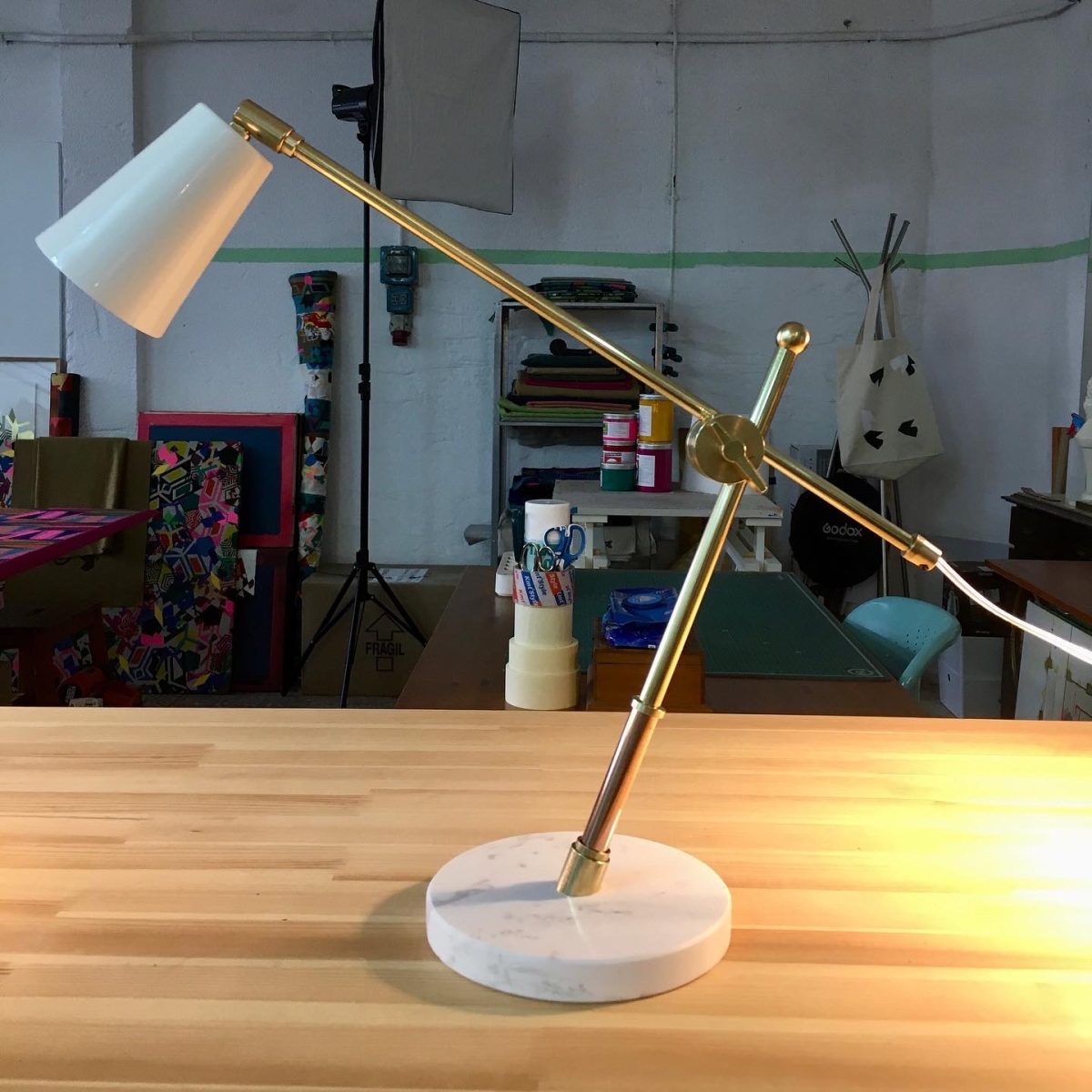 Lámpara de mesa 008