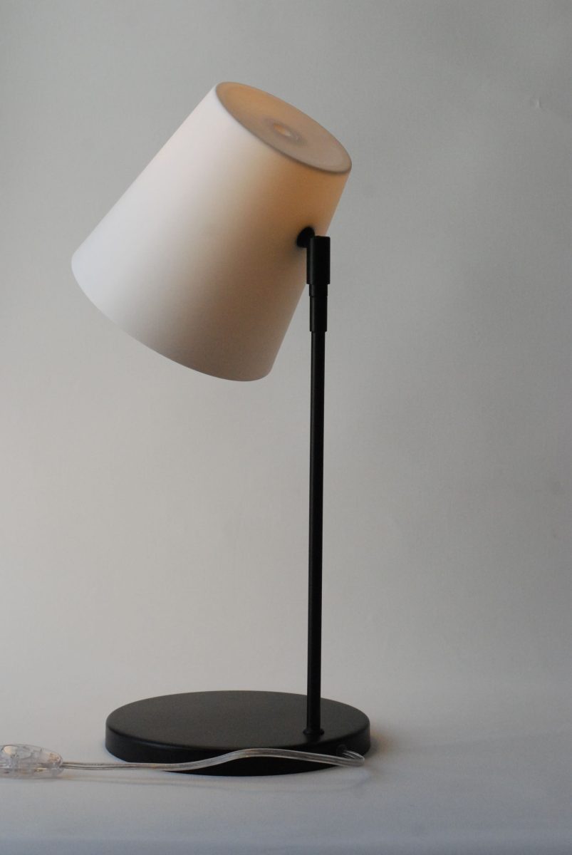Lámpara de mesa 004